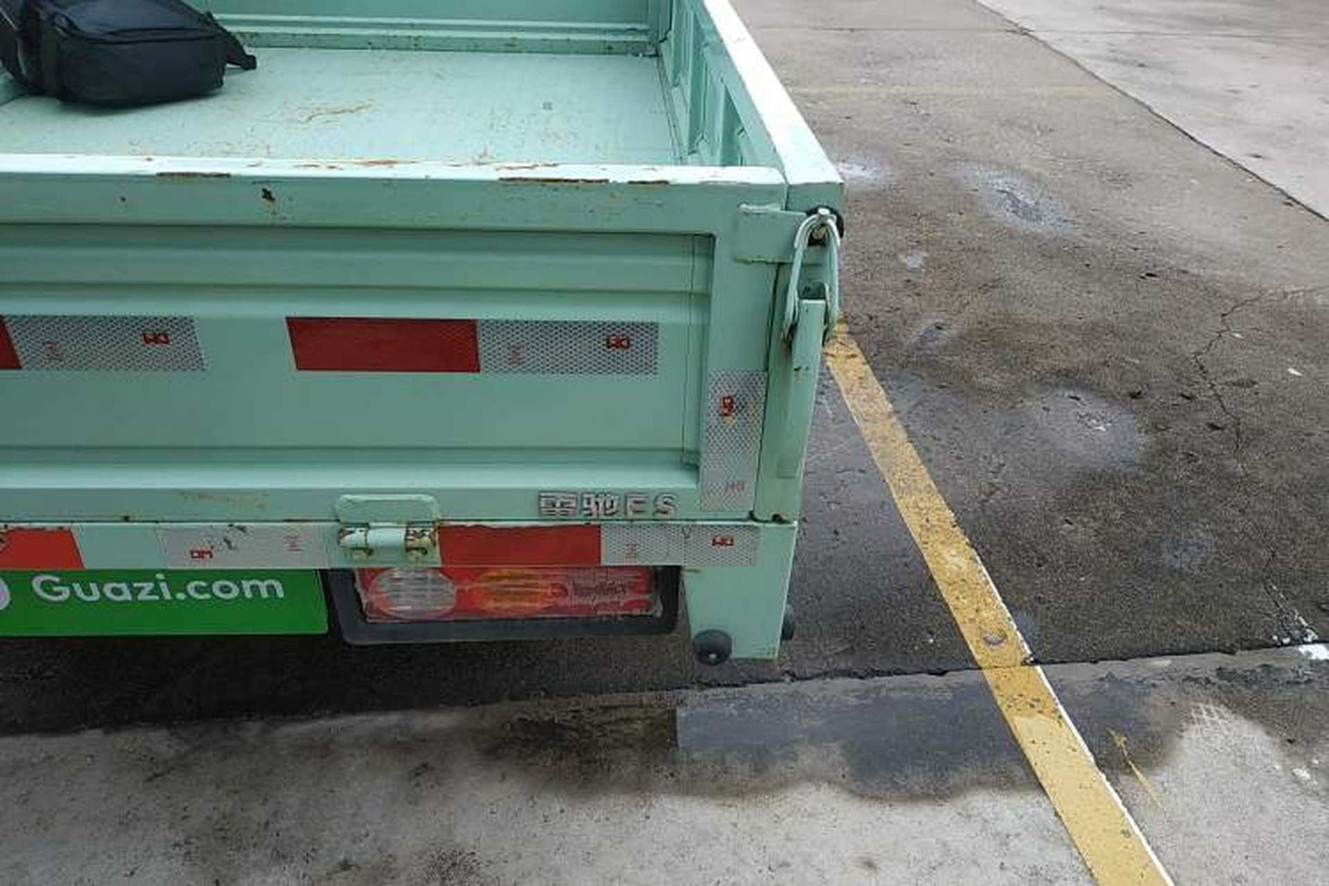 Used REACH MINI Truck 2023 120km Long Wheelbase Flatbed Striving Type Right Rear Taillight