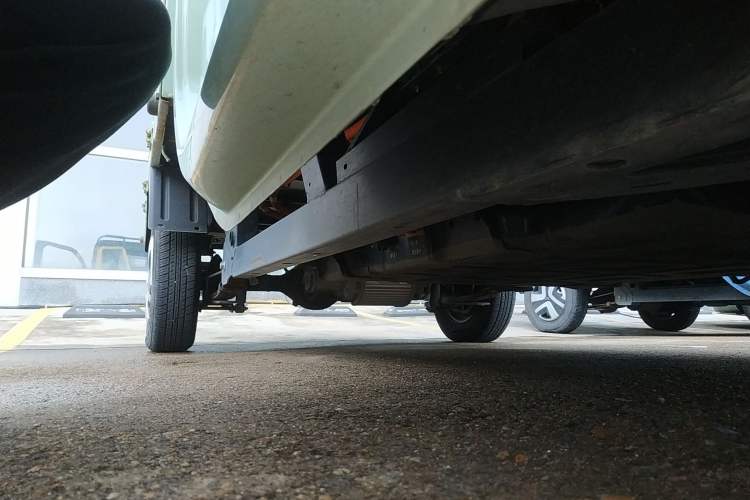 Used REACH MINI Truck 2023 120km Long Wheelbase Flatbed Striving Type Right Side Sill
