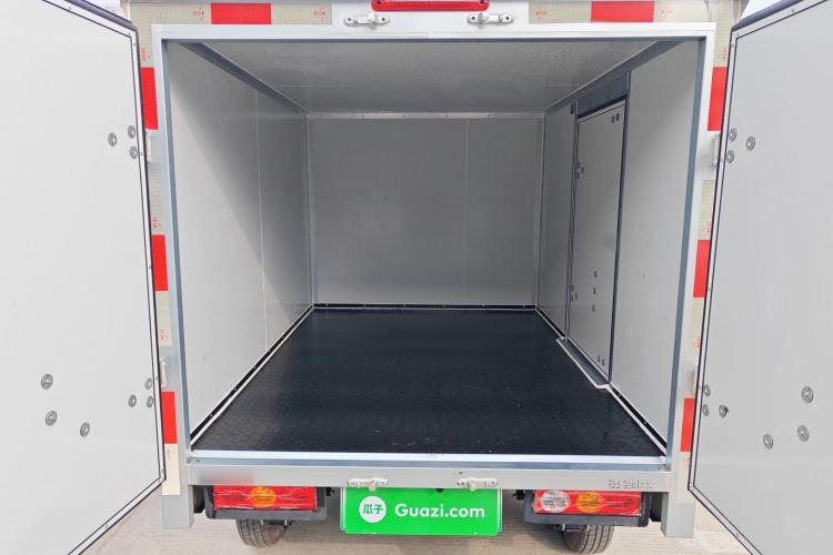 Used REACH MINI Truck 2025 Model 150 km Van—Aggressive Edition Trunk