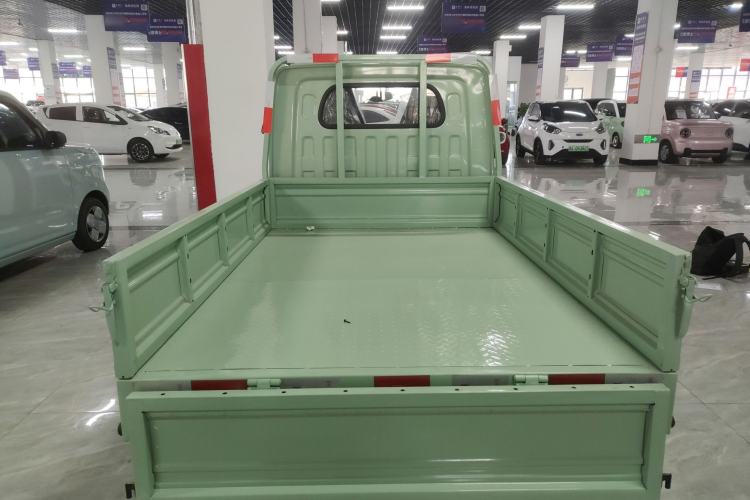 Used REACH MINI Truck 2025 Model 150 km Flatbed—Aggressive Edition Trunk