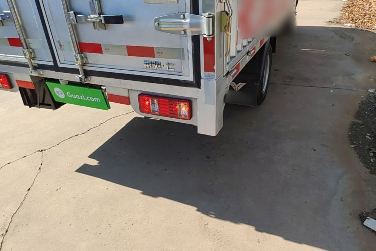 Used REACH Small Truck 2025 Model 3.8-meter Single-Row Pure Electric Box Truck, 55.06 kWh—Flagship Edition Exterior 3
