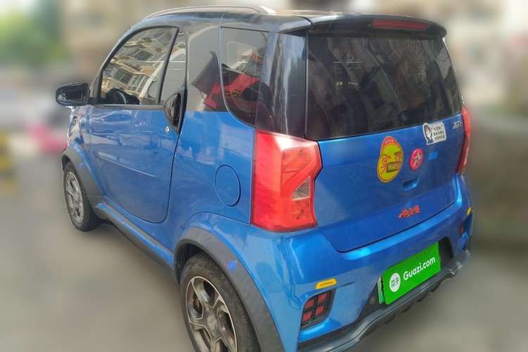 Used Red Star Shanshan X2 2018 Starlight 300 Rear Left 45 Deg
