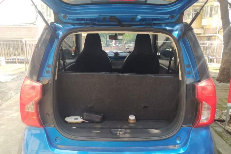 Used Red Star Shanshan X2 2018 Starlight 300 Trunk
