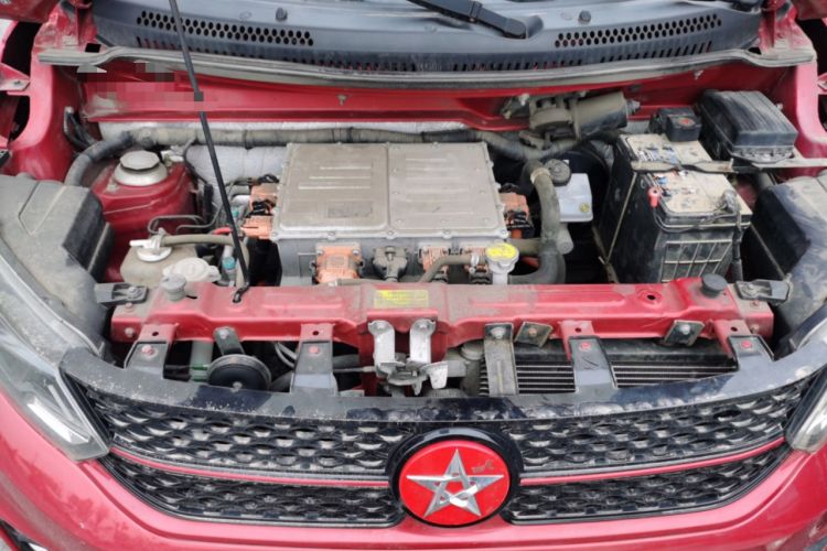 Used Red Star Shanshan X2 2018 StarDrive 300 Engine Bay