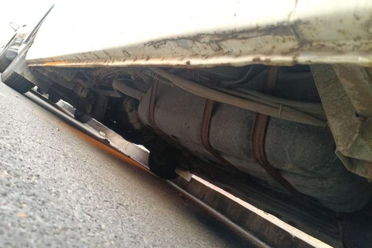 Used RELY H5 2011 2.0T Business Comfort Edition Chassis Rear Left