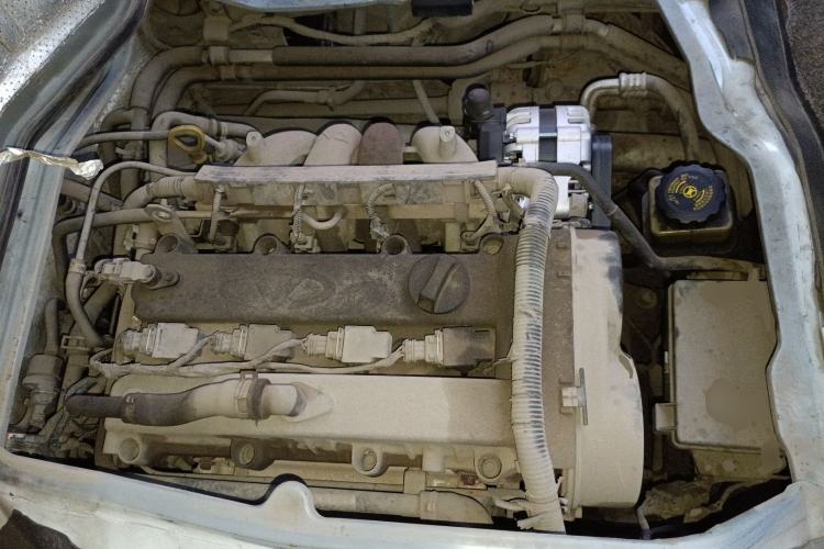 Used RELY H5 2011 2.0T Business Comfort Edition Engine Bay