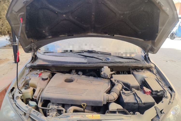 Used RELY V5 2009 1.8L Manual Luxury Model Engine Bay