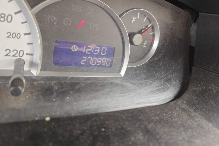 Used RELY V5 2012 1.8L Manual Comfort Version Odometer Close Up