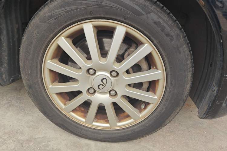 Used RELY V5 2012 1.8L Manual Comfort Version Right Front Wheel Hub