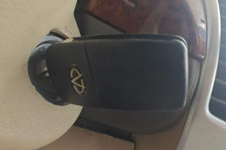 Used RELY V5 2012 1.8L Manual Comfort Version Vehicle Key