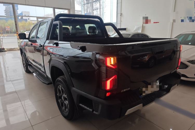 Used RELY Venucia R08 2025 Model 2.3T 8AT 2WD Diesel Long Box Trail Edition Exterior 2