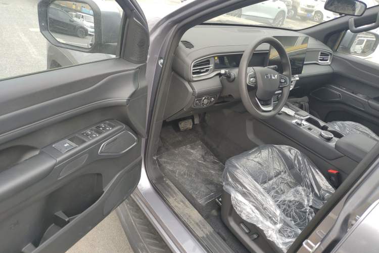 Used RELY Venucia R08 2025 Model 2.3T 8AT 2WD Diesel Long Box Trail Edition Driver Seat