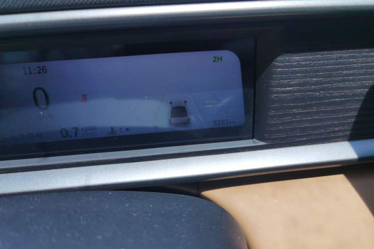 Used RELY Venucia R08 2025 Model 2.3T 8AT 4WD Diesel Standard Box Dream Edition Odometer Close Up
