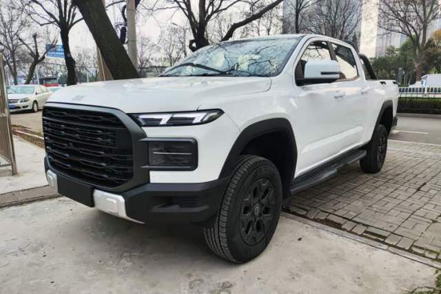 Used RELY Venucia R08 2025 Model 2.3T 8AT 2WD Diesel Long Box Trail Edition