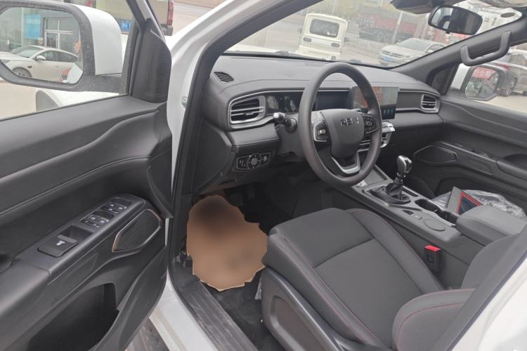 Used RELY Venucia R08 2025 Model 2.3T 6MT 2WD Diesel Long Box Exclusive Edition Driver Seat