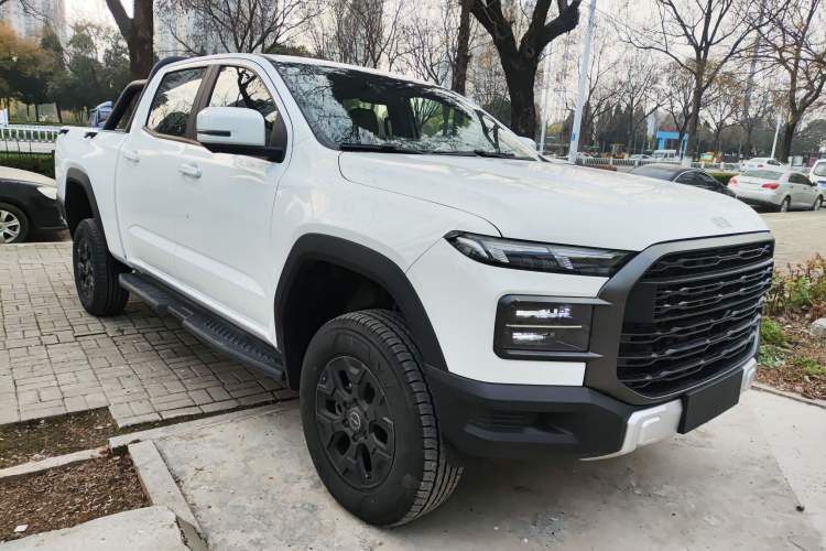 Used RELY Venucia R08 2025 Model 2.3T 8AT 2WD Diesel Long Box Trail Edition Exterior 1