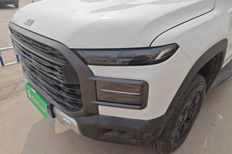Used RELY Venucia R08 2025 Model 2.3T 8AT 2WD Diesel Long Cab Mountain & Sea Edition Left Front Headlight