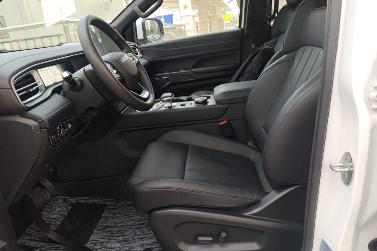 Used RELY Venucia R08 2025 Model 2.3T 8AT 2WD Diesel Long Box Trail Edition Left Front Seat