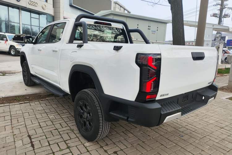 Used RELY Venucia R08 2025 Model 2.3T 8AT 2WD Diesel Long Box Trail Edition Rear Left 45 Deg