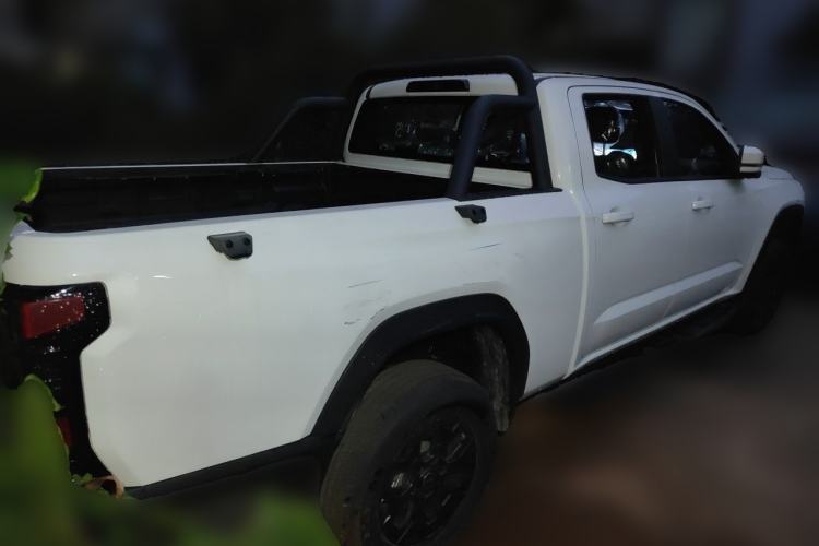 Used RELY Venucia R08 2025 Model 2.3T 8AT 4WD Diesel Long Box Trail Edition Rear Right 45 Deg