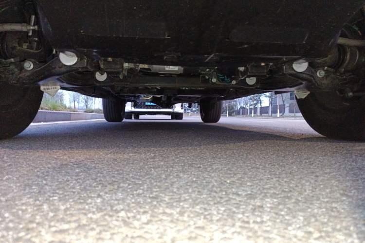 Used RELY Venucia R08 2025 Model 2.3T 8AT 4WD Diesel Standard Box Dream Edition Chassis Front