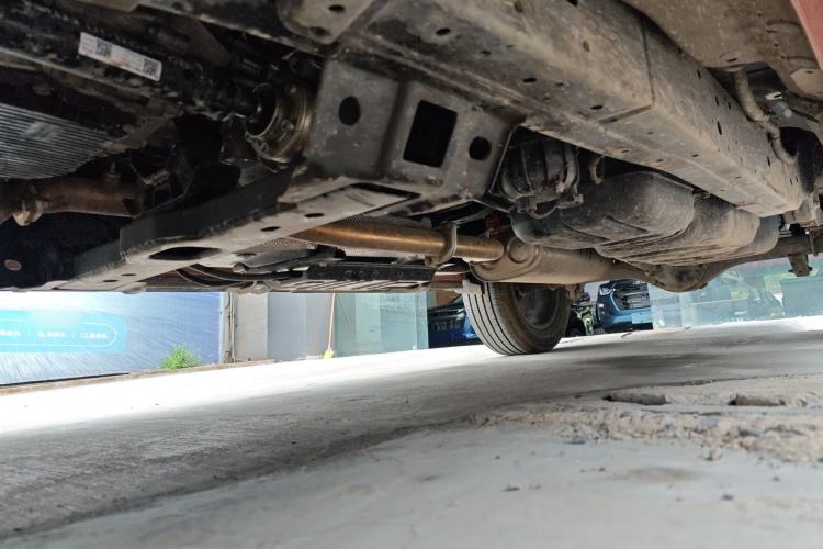 Used RELY Venucia R08 2025 Model 2.3T 8AT 4WD Diesel Standard Box Dream Edition Chassis Front Left