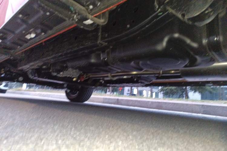Used RELY Venucia R08 2025 Model 2.3T 8AT 4WD Diesel Standard Box Dream Edition Chassis Rear Left