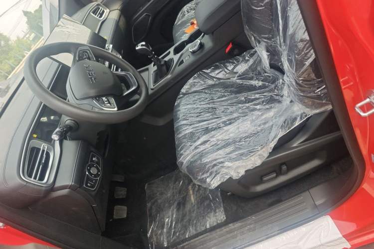 Used RELY Venucia R08 2025 Model 2.3T 6MT 4WD Diesel Standard Box Trail Edition Left Front Seat