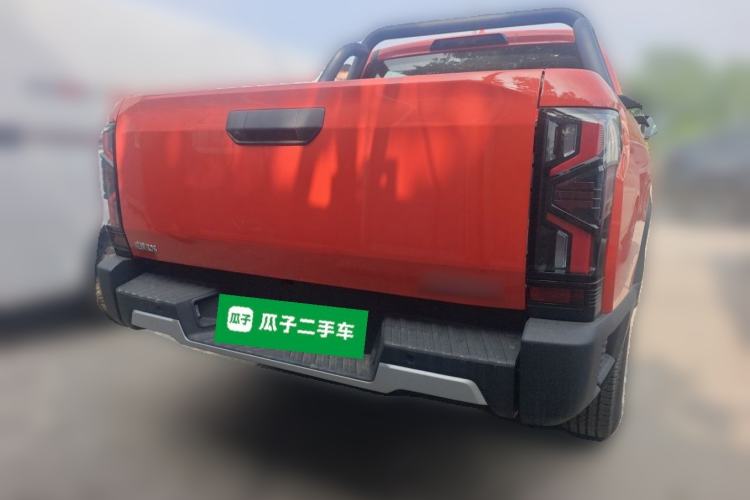 Used RELY Venucia R08 2025 Model 2.3T 6MT 4WD Diesel Standard Box Trail Edition Rear