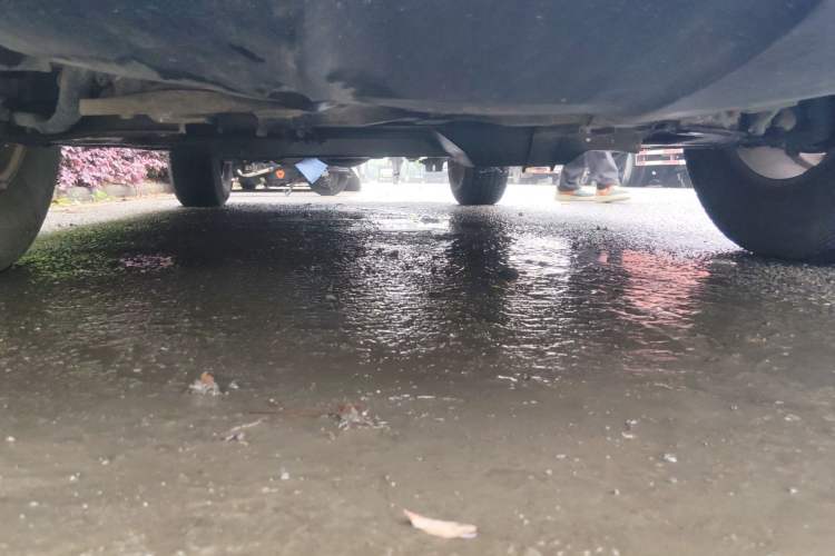 Used RELY X5 2011 2.0T Four-Wheel Drive Elite Version Chassis Front