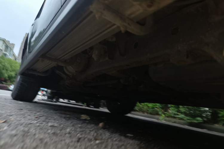 Used RELY X5 2011 2.0T Four-Wheel Drive Elite Version Chassis Rear Left