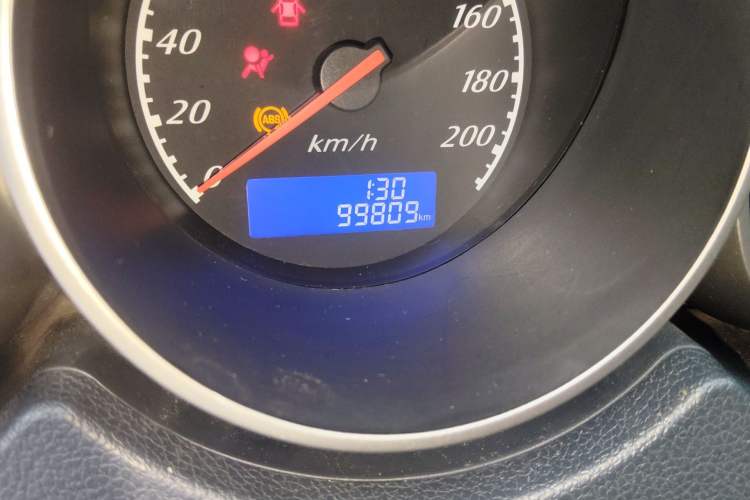 Used RELY X5 2011 2.0T Four-Wheel Drive Elite Version Odometer Close Up