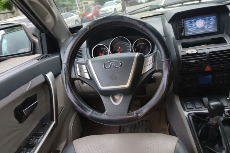 Used RELY X5 2011 2.0T Four-Wheel Drive Elite Version Steering Wheel