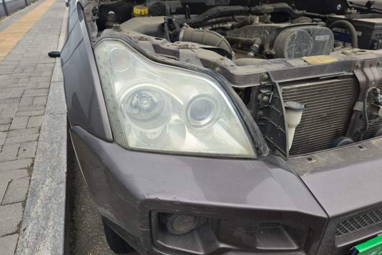 Used RELY X5 2011 2.0T Four-Wheel Drive Elite Version Right Front Headlight