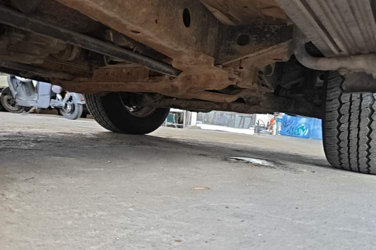 Used RELY X5 2011 2.0T Four-Wheel Drive Elite Version Chassis Front Right