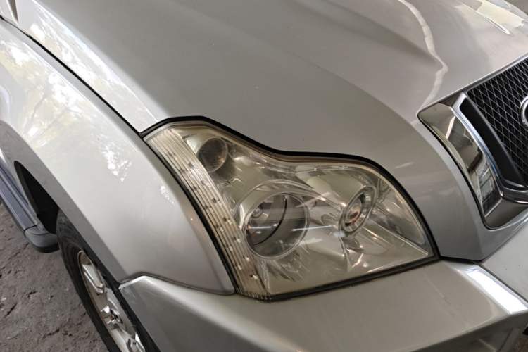 Used RELY X5 2011 2.0T Four-Wheel Drive Elite Version Right Front Headlight