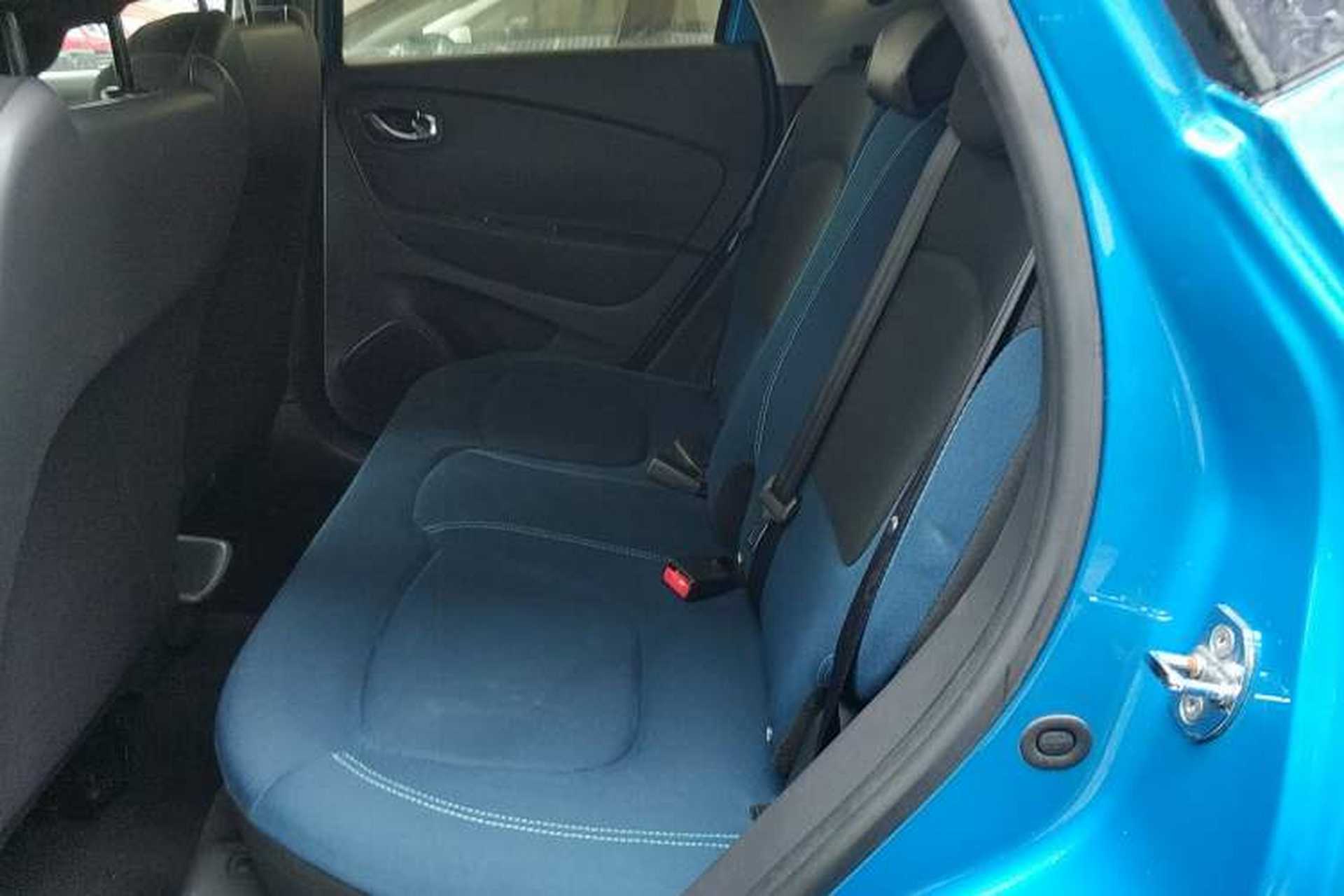 Used Renault Captur 2015 1.2T Automatic Comfort First Edition Left Rear Seat