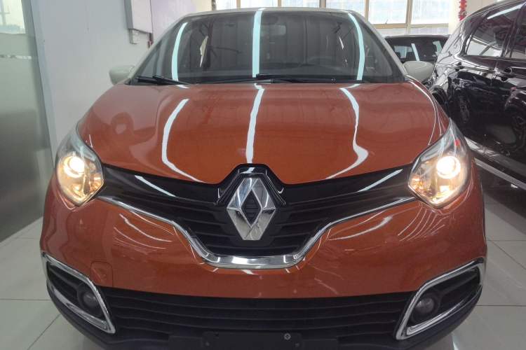 Used Renault Captur 2015 1.2T Automatic Luxury First Edition Front
