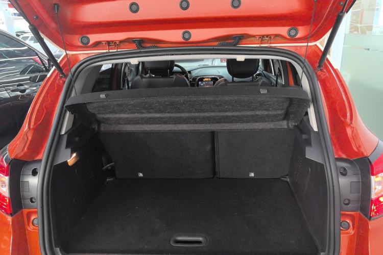 Used Renault Captur 2015 1.2T Automatic Luxury First Edition Trunk