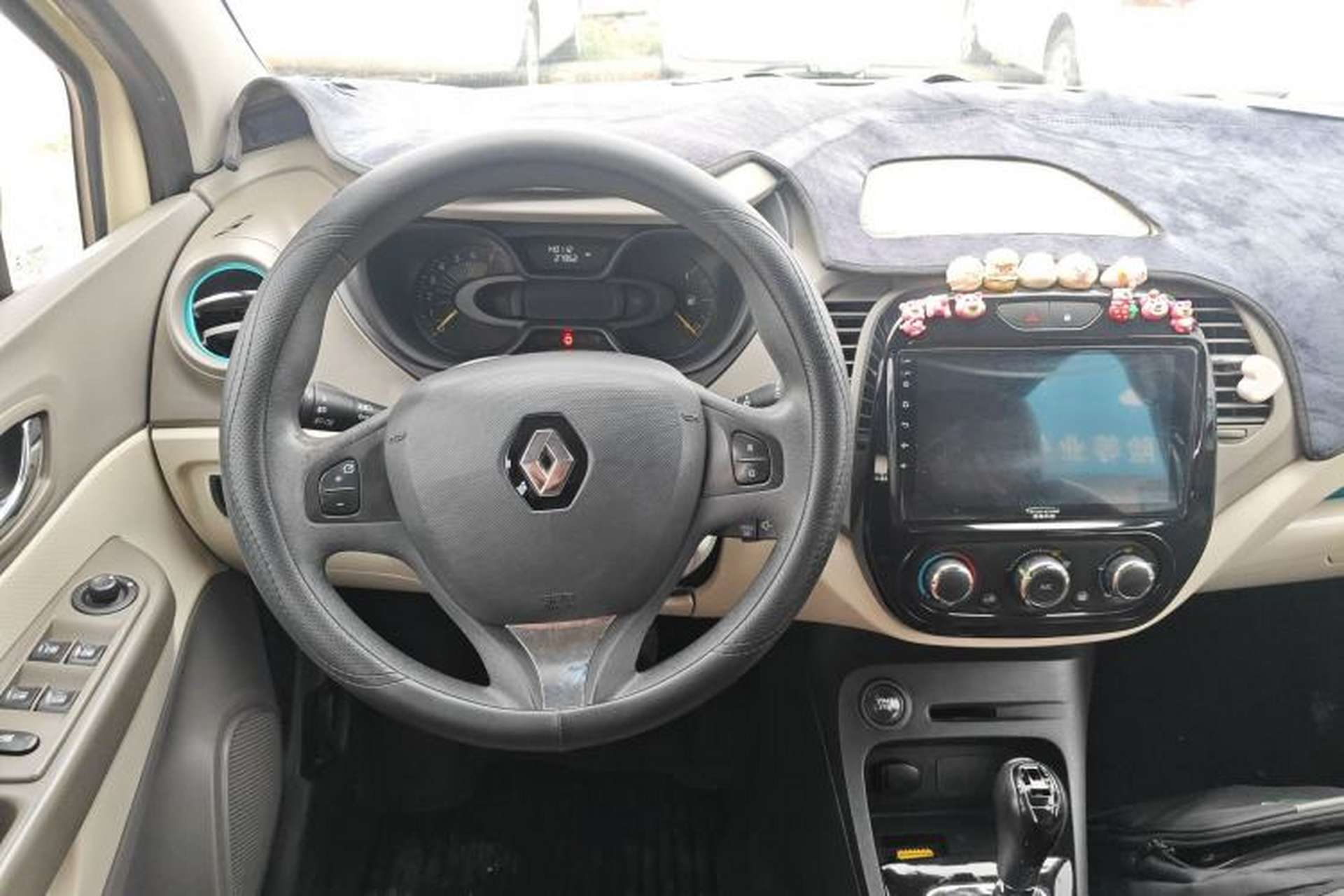 Used Renault Captur 2015 1.2T Automatic Standard Edition Steering Wheel