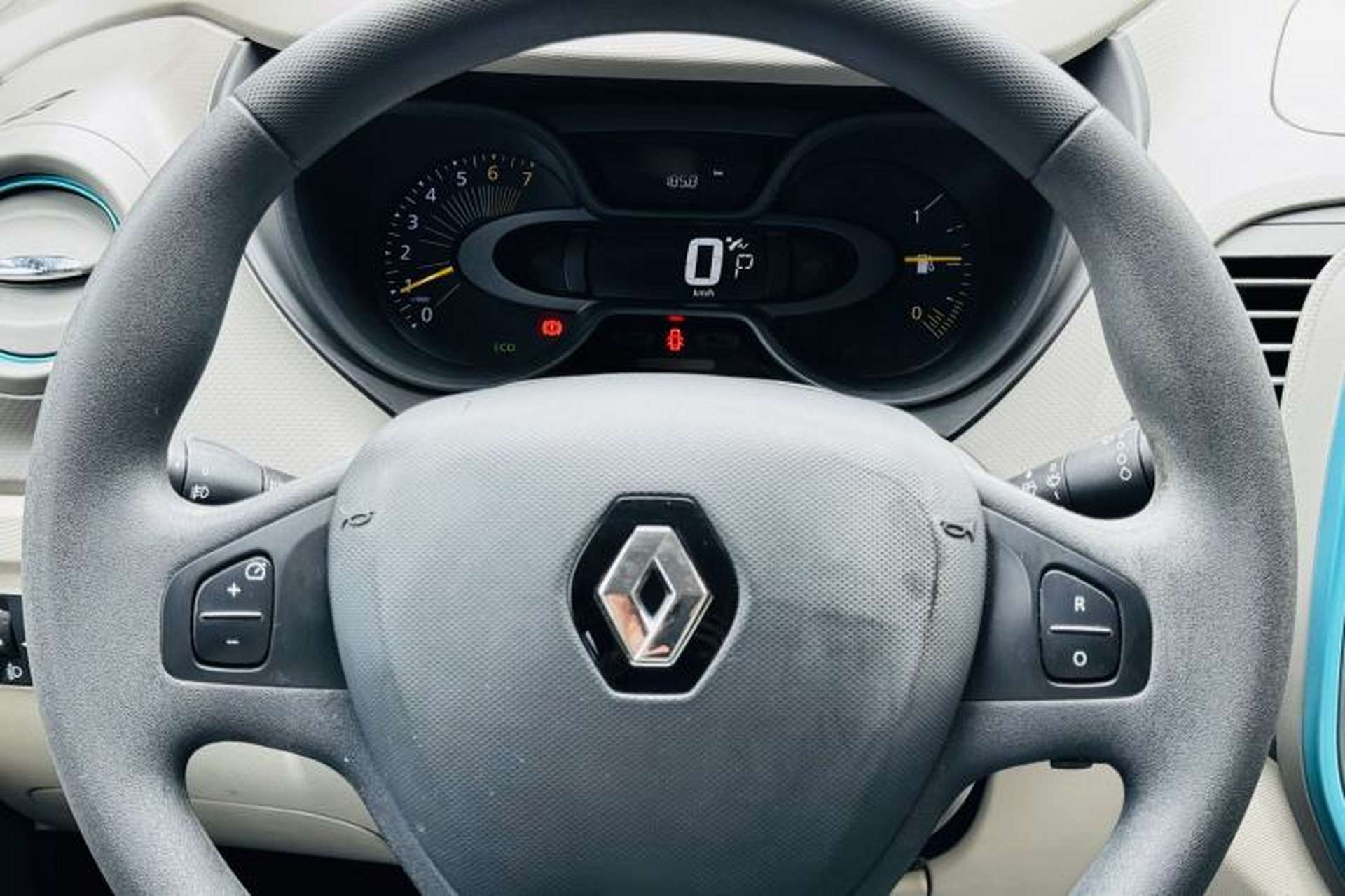 Used Renault Captur 2015 1.2T Automatic Standard Edition Exterior 5