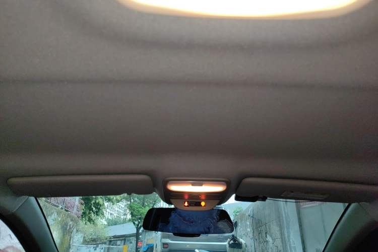Used Renault Captur 2015 1.2T Automatic Standard Edition Headliner