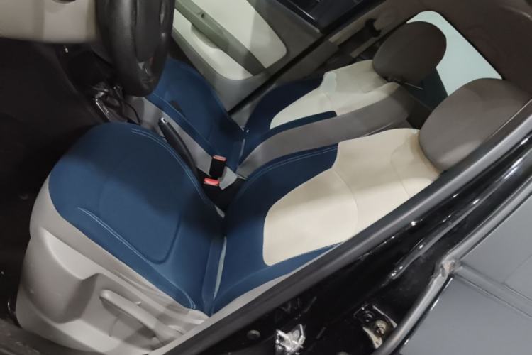 Used Renault Captur 2015 1.2T Automatic Standard Edition Left Front Seat