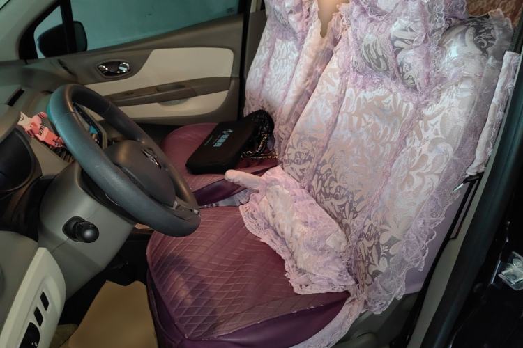 Used Renault Captur 2015 1.2T Automatic Standard Edition Left Front Seat
