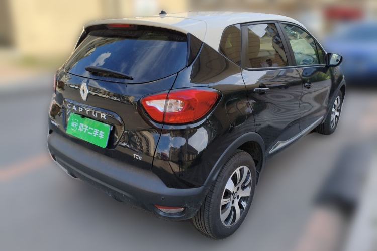 Used Renault Captur 2015 1.2T Automatic Comfort Edition Rear Right 45 Deg