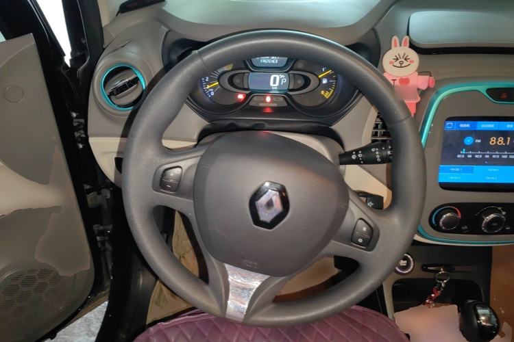 Used Renault Captur 2015 1.2T Automatic Standard Edition Steering Wheel
