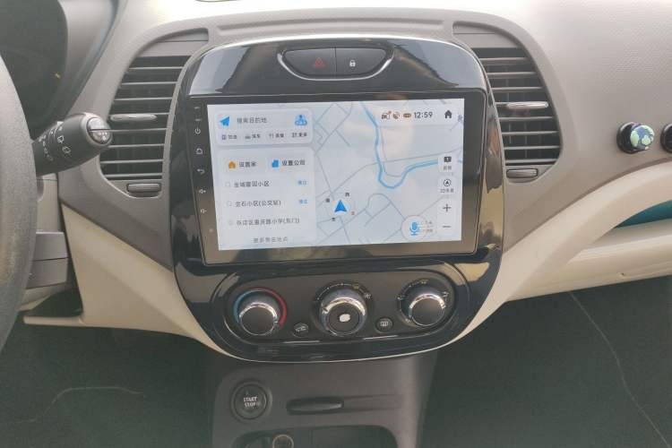Used Renault Captur 2015 1.2T Automatic Standard Edition Audio And AC Panel