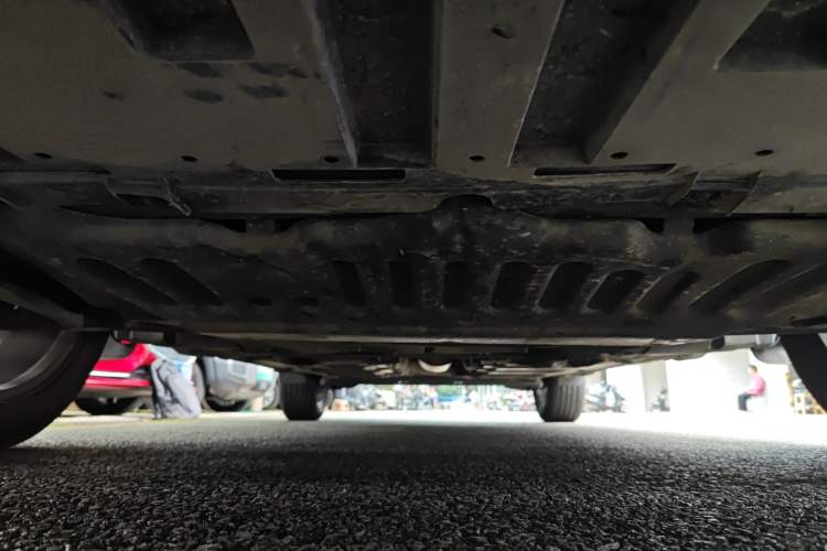 Used Renault Captur 2015 1.2T Automatic Comfort First Edition Chassis Front