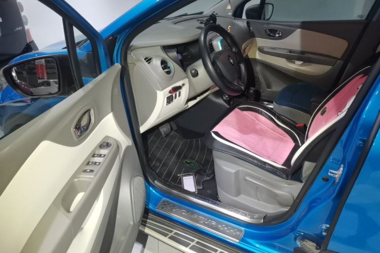 Used Renault Captur 2015 1.2T Automatic Standard Edition Driver Seat