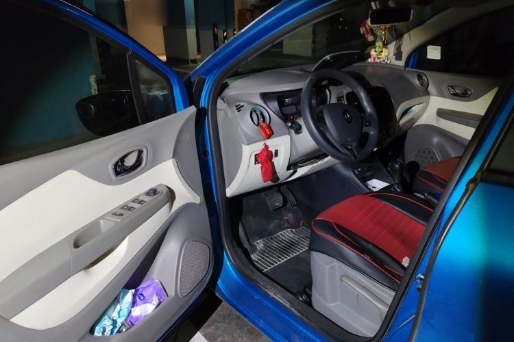 Used Renault Captur 2015 1.2T Automatic Standard Edition Driver Seat